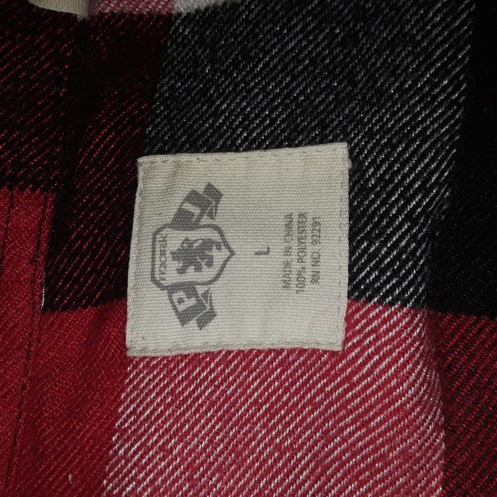 Flannel - Picture 4 of 4